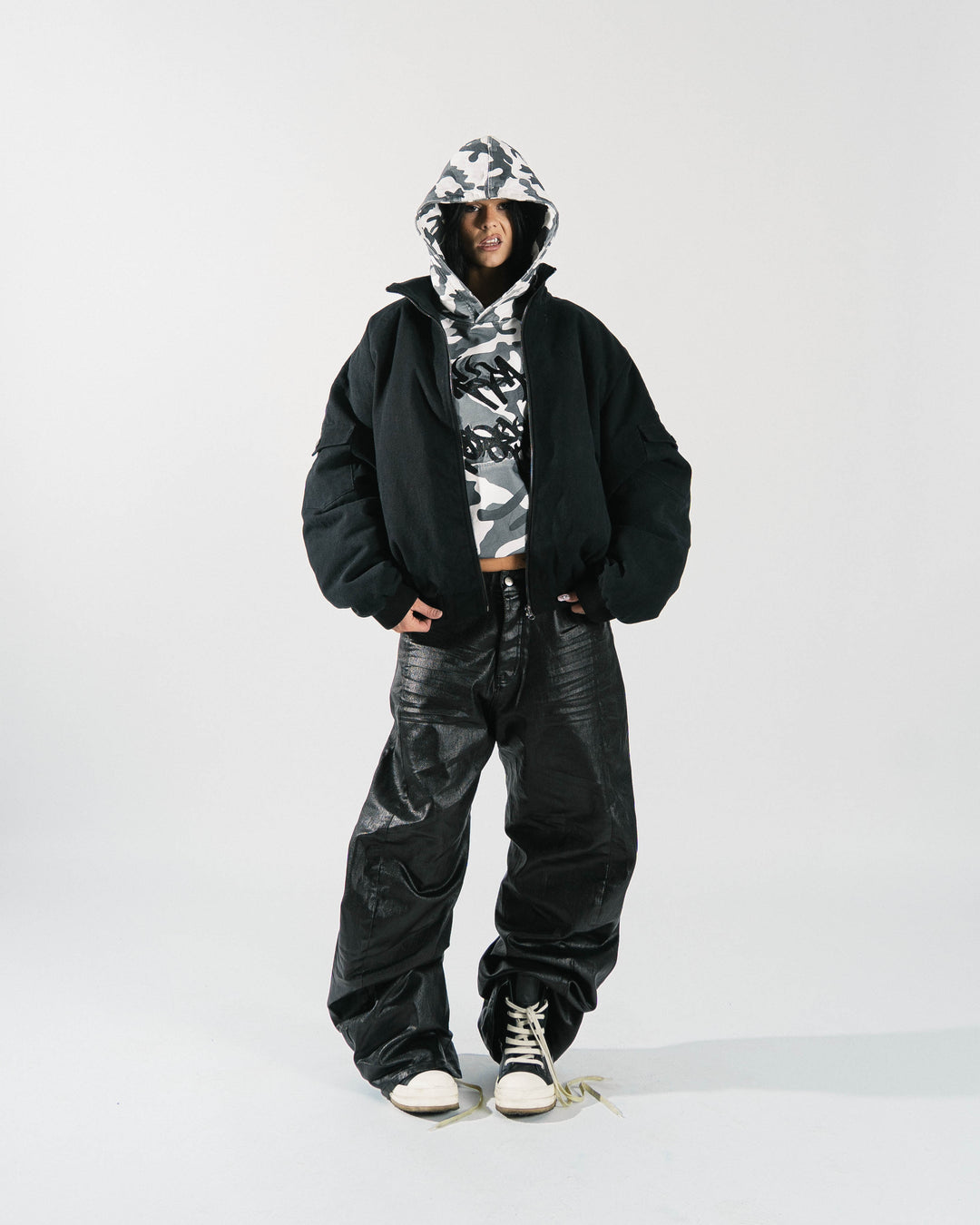 CANVAS BOMBER JACKET