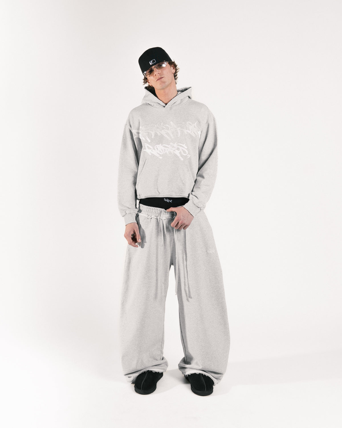 CONTRAST HOODIE - GREY