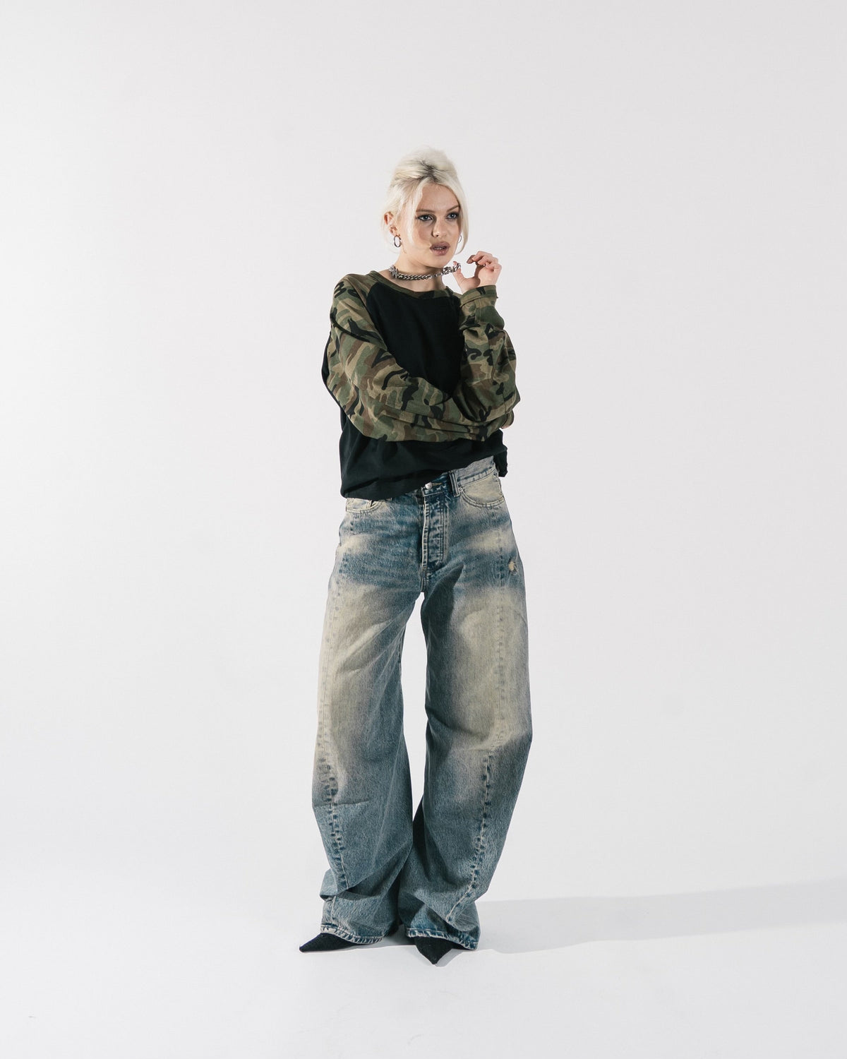 CONSTRUCTION DENIM - HEAVY WASH