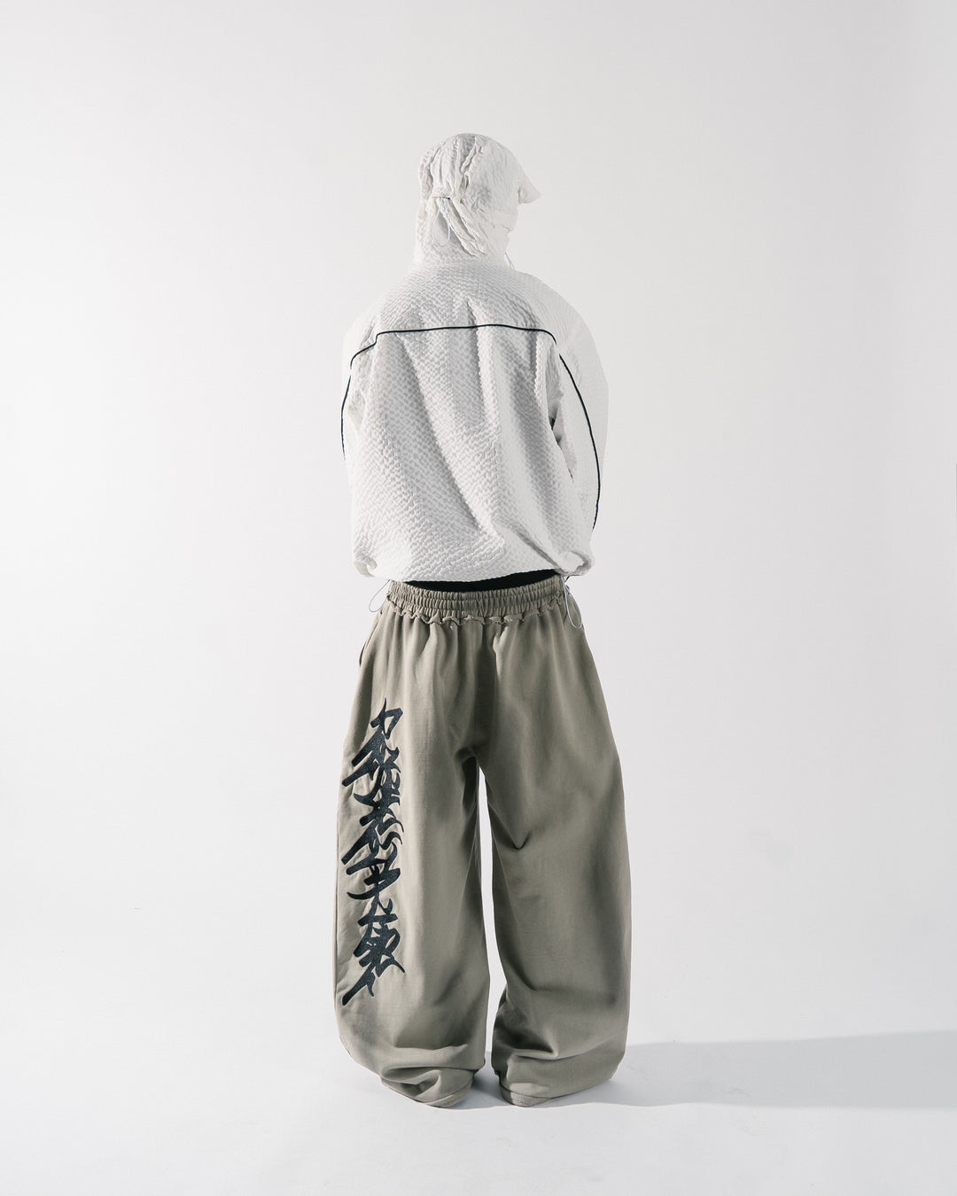 DIRTY SCRIPT JOGGERS